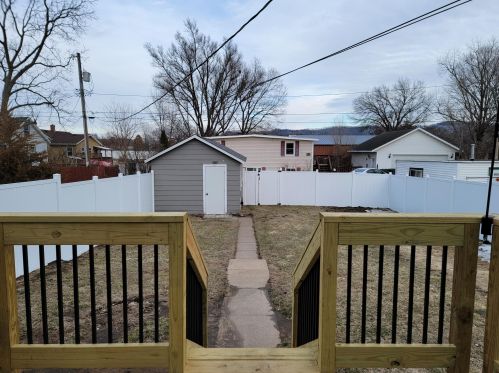 2226 Onalaska Ave, La Crosse WI  54603-1958 exterior