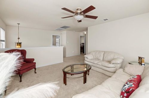 149 Pne Cv, Uhland TX  78640-5842 exterior