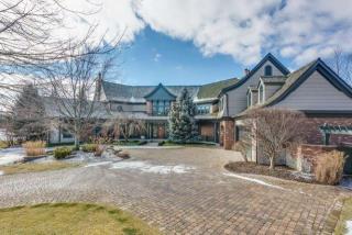 3 Holly Ln, Elkhart, IN 46514-4075