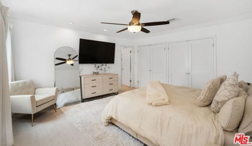 4841 Tyrone Ave, Van Nuys CA 91401-5126 exterior