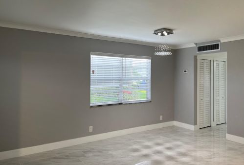 153 Normandy D, Delray Beach FL  33484-4754 exterior