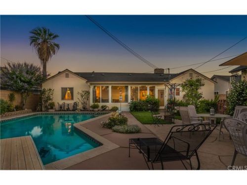 1461 Grovecenter St, Covina, CA 91724-3240