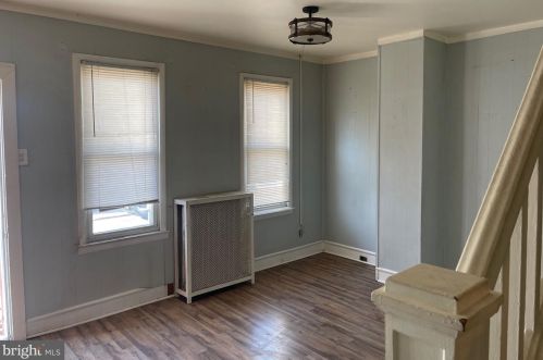 305 Morris St, Gloucester NJ  08030-1448 exterior