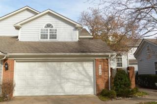 1068 Griffin Gate Dr, Lexington, KY 40511-1383