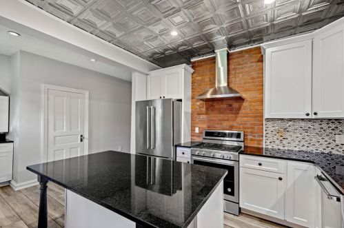 127 Lincoln Ave, Pittsburgh PA  15206-2313 exterior