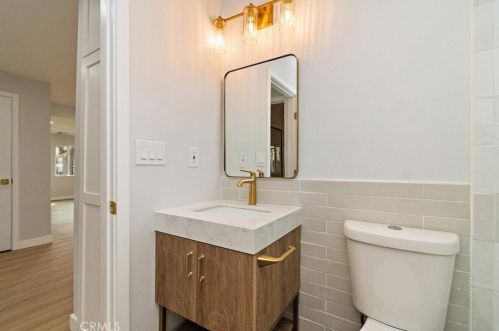 2841 El Nido Dr, Altadena CA  91001-4917 exterior