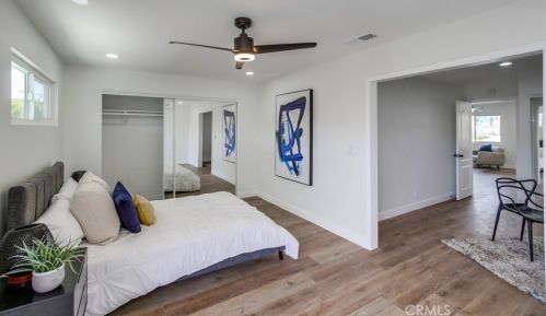 3707 Balboa Dr, Oceanside CA  92056-3947 exterior