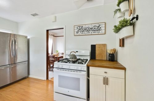 321 Madrona Ave, Brea CA  92821-5340 exterior