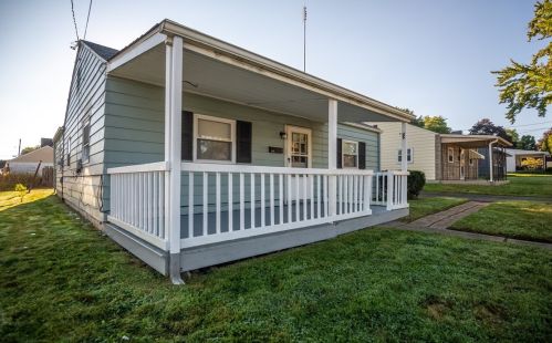 635 Federal Dr, Hermitage, PA 16146-3012