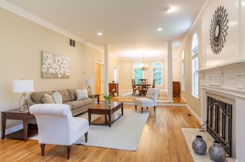 86 Hartwell Rd, Carlisle, MA 01741-1562