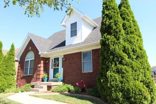 10717 Spring Lawn Dr, Louisville, KY 40291-3673