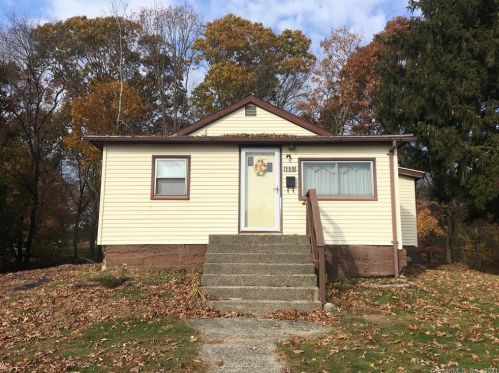 159 Rockaway Ave, Waterbury, CT 06705-2938
