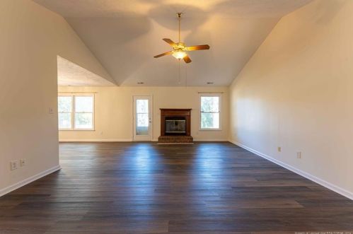 509 Old Farm Rd, Fayetteville NC  28314-1318 exterior