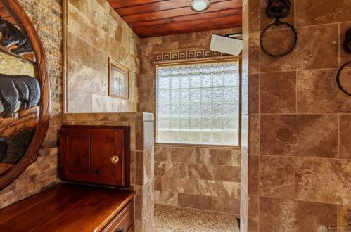 240 Fivepines Ct, Englewood OH  45315-9636 exterior