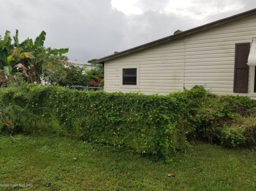 622 Royal Tern Dr, Sebastian FL  32976-7360 exterior