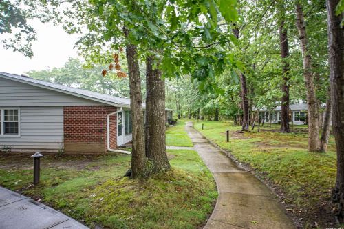 132 Eastbourne Ct, Panamoka, NY 11961-1237