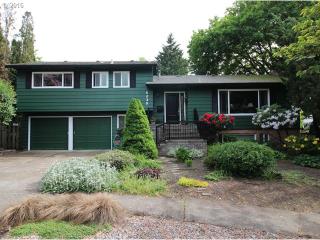 6230 Chestnut Ave, Beaverton OR  97005-4235 exterior