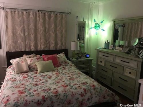 52 Prospect Ave, Northport NY  11768-3080 exterior