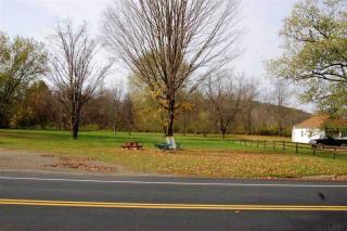 35 Park St, Cambridge, NY 12816-1125