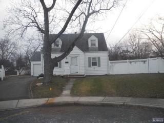 5 Oxford Ct, Paterson, NJ 07508-1213