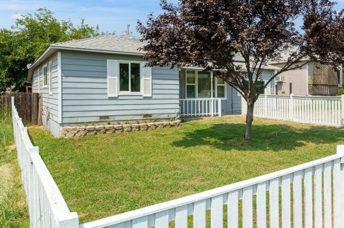 3468 Stauss Ave, Oroville, CA 95966-5237