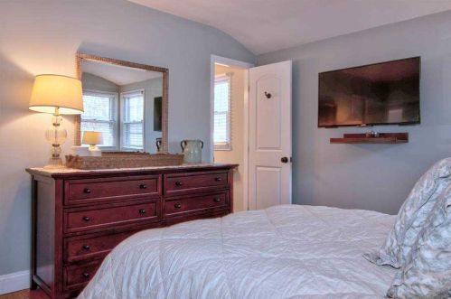 95 Parkside Ave, Miller Place NY  11764-3121 exterior