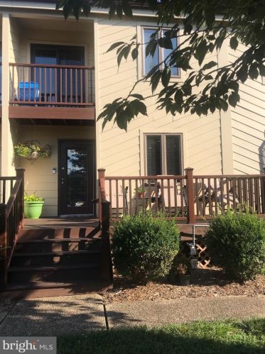 22 Chatham Ct, Dover DE  19901-3909 exterior