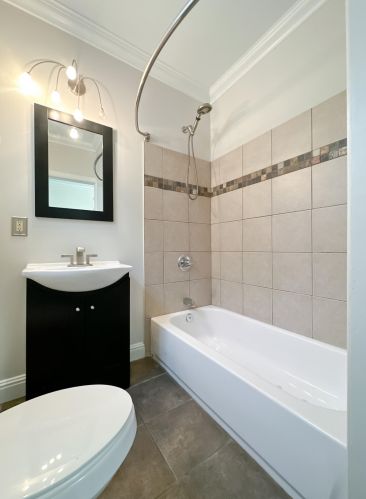 1806 Garrard St, Covington KY  41014-1433 exterior