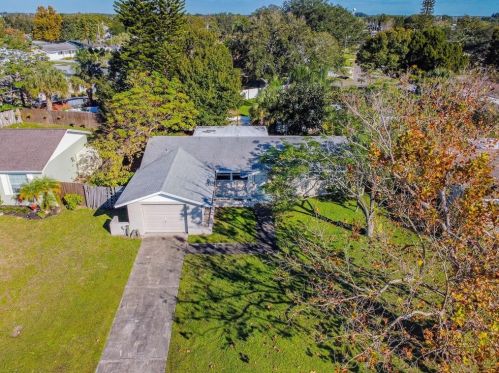 6225 Florida Cir, Ruskin, FL 33572-2523