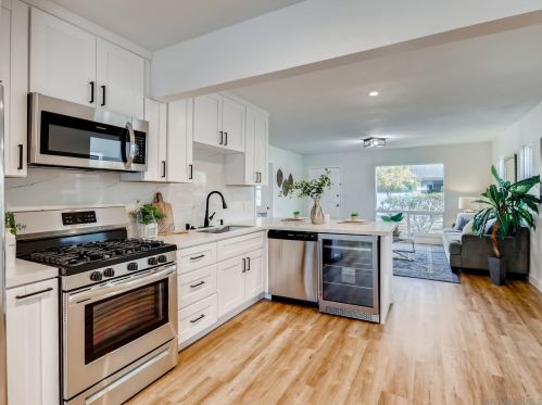 2020 Polk Ave, San Diego CA  92104-1020 exterior