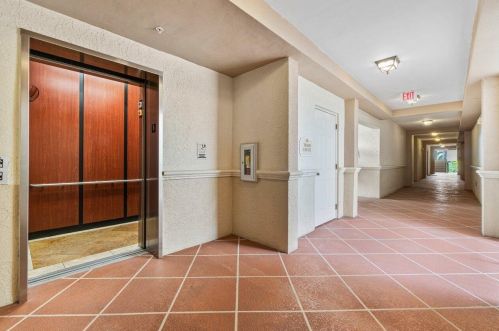 2203 Tuscany Way, Boynton Beach FL  33435-7807 exterior