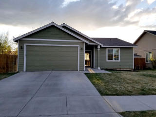 61187 Cone Flower St, Bend OR  97702-3047 exterior