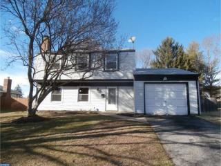 218 Tiffany Ln, Willingboro, NJ 08046-3824