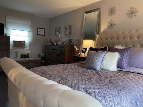 28 Larch Ct, Fishkill NY  12524-2627 exterior