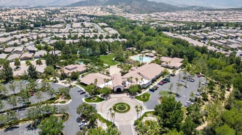 147 Tijeras Crk, Beaumont CA  92223-7308 exterior