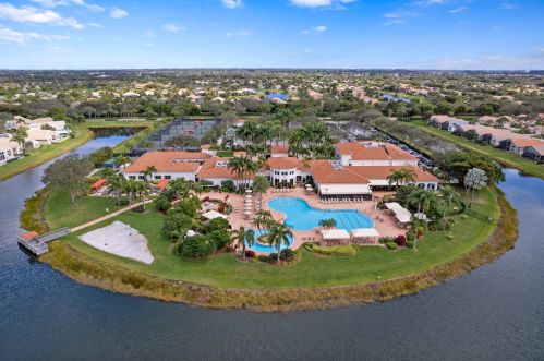 7144 Francisco Bend Dr, Delray Beach, FL 33446-5610