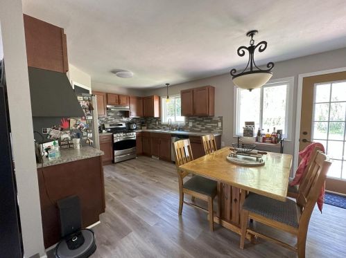 819 Edgewater St, Portage WI  53901-2320 exterior