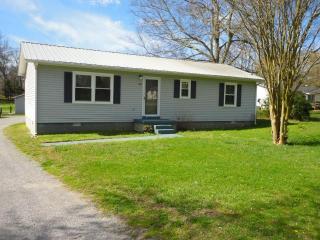 206 Ledbetter Rd, Shelbyville, TN 37160-3767
