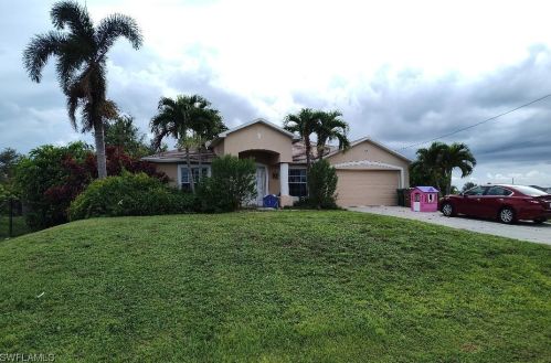 3758 16th Pl, Cape Coral, FL 33904-5064