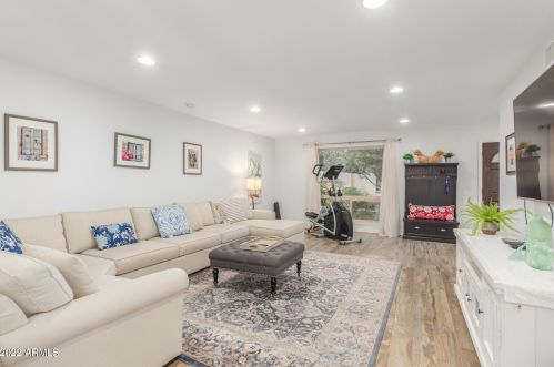 7724 Camelback Rd, Scottsdale AZ 85251-1801 exterior