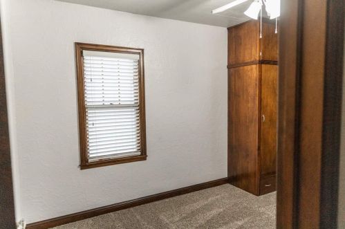 1256 Lawe St, Green Bay, WI 54301-3425
