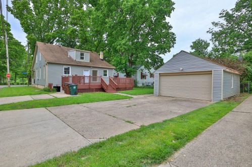 2070 Galbraith Rd, Cincinnati OH 45215-5634 exterior