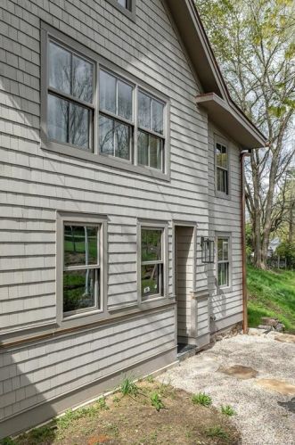 4 Main St, Washington Depot, CT 06777-1716