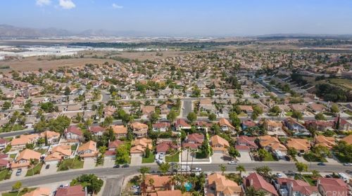 8512 Rosemary Dr, Riverside CA exterior