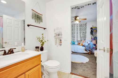 2951 River Shadow Ct, Alpine CA  91901-2379 exterior