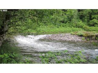 111 Royal Coachman Ln, Kalama, WA 98625-9412