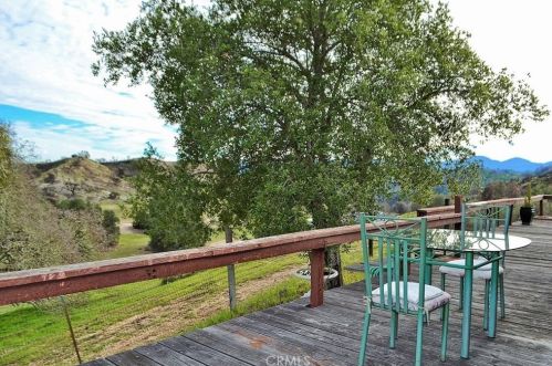 53292 Smith Rd, Lake Nacimiento CA  93426-9424 exterior