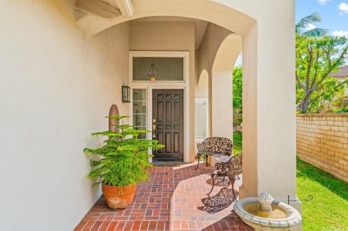 10650 Costello Dr, Tustin, CA 92782-1403