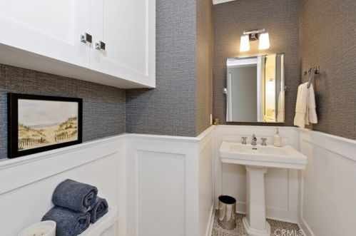 5461 Las Lomas St, Long Beach CA  90815-4138 exterior