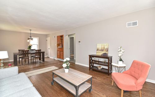 8912 Auer Ave, Milwaukee WI  53222-3624 exterior